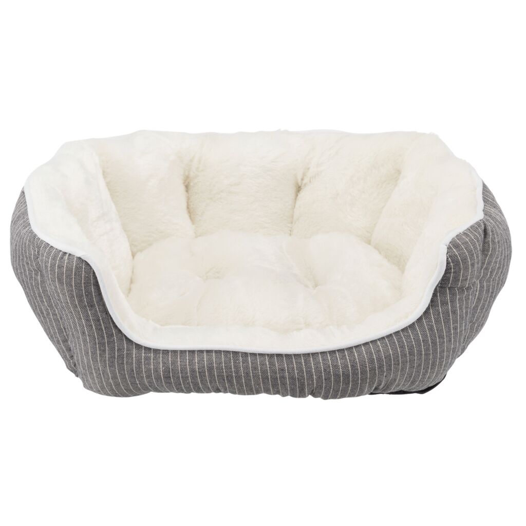 Bett Davin, oval