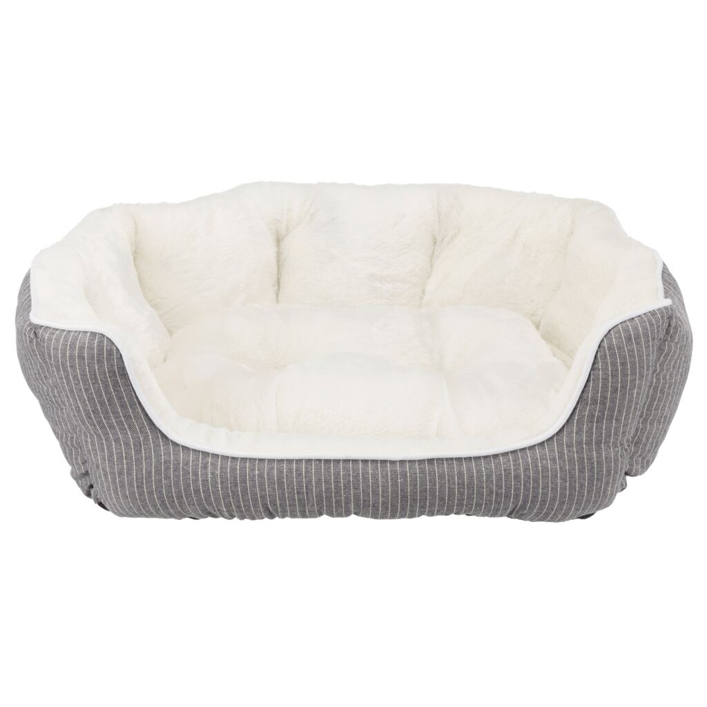 Bett Davin, oval